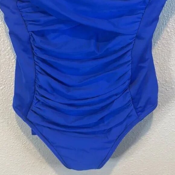 NEW MiracleSuit Gandolf Solid Ruched Stomach Panel One Piece Slimming Swimsuit - Picture 3 of 5